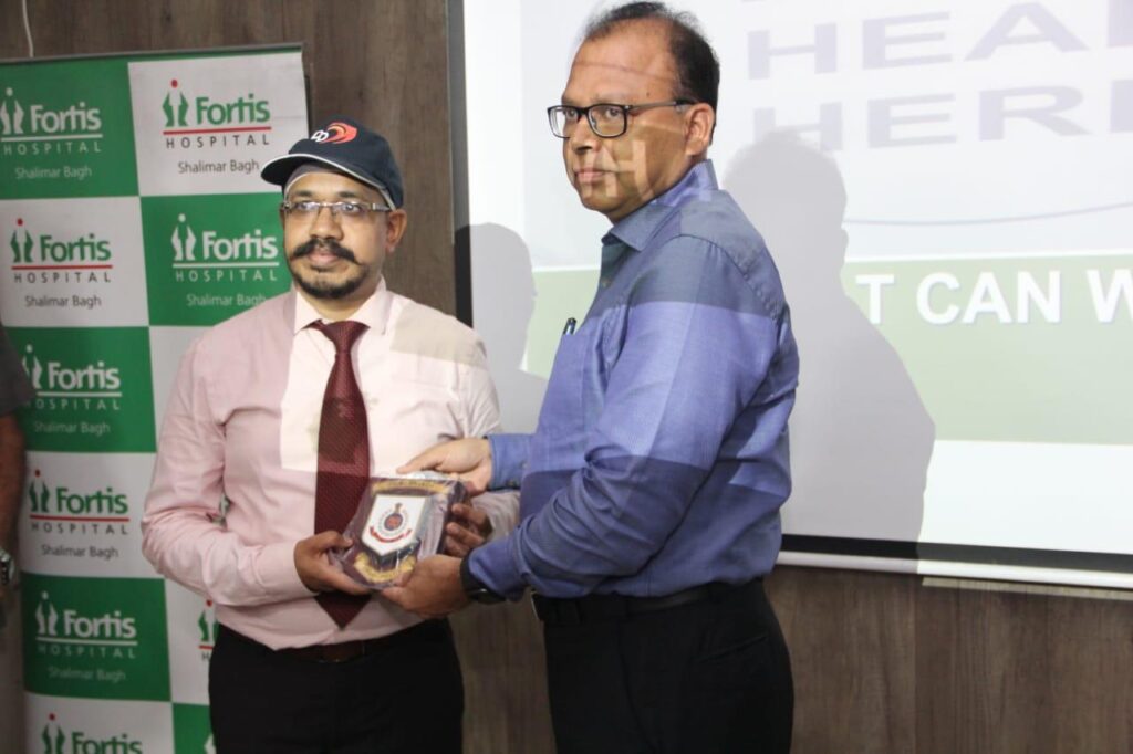 award6 1024×682 (1)